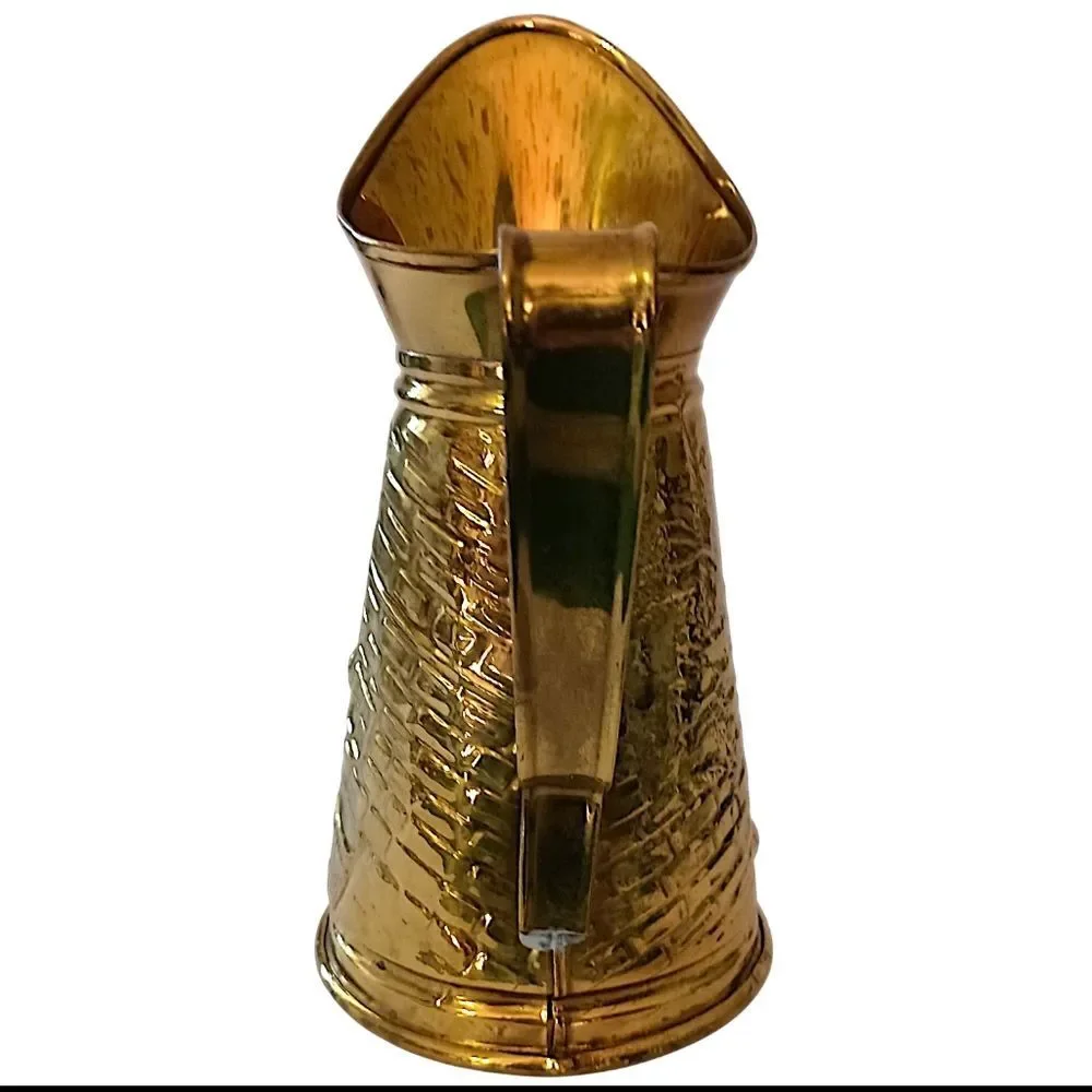 Brass Embossed Ale Pitcher‎ Pub Scene Repousse Made In England Textured Vintage